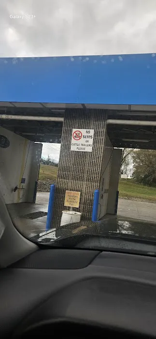 Splash Carwash Picture 1