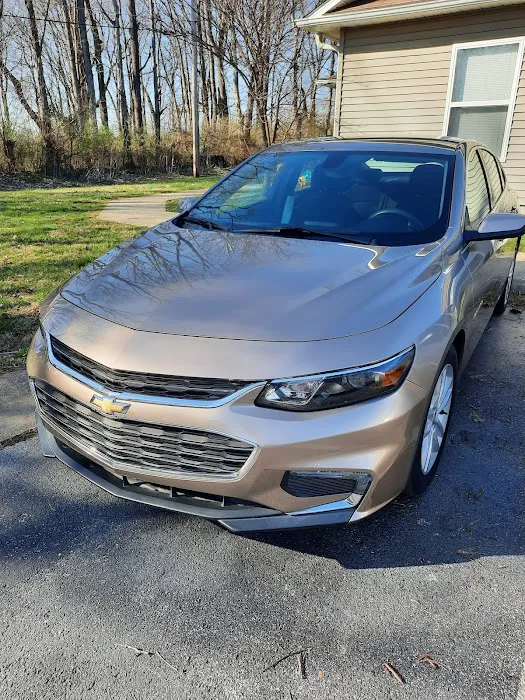 Fast Freddy's Car Wash Picture 2