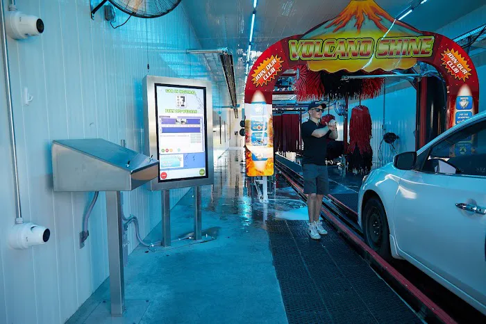 Todd's Place Express Car Wash Picture 3