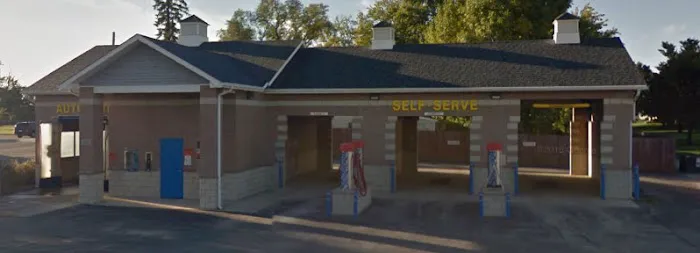 Hub City Car Wash LLC Picture 3