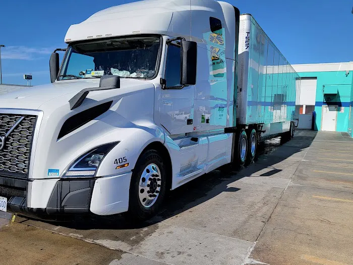 Blue Beacon Truck Wash of Rochelle, IL Picture 2