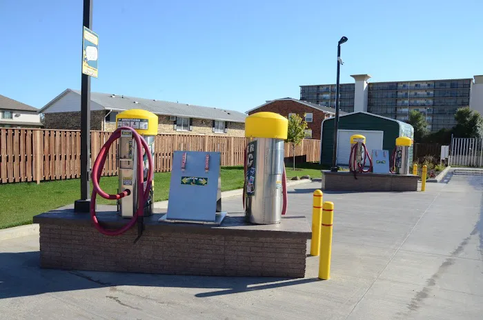 Hub City Car Wash LLC Picture 3