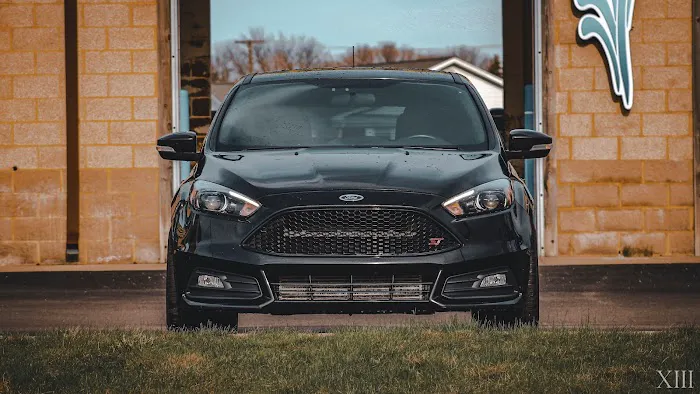 Premier Car Wash Picture 3