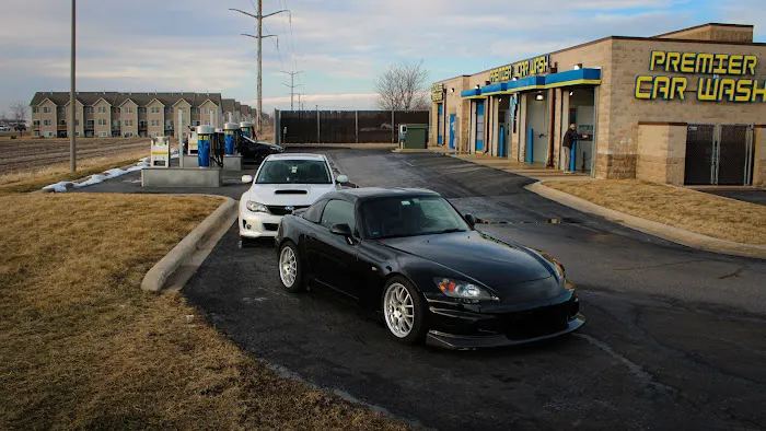 Premier Car Wash Picture 8