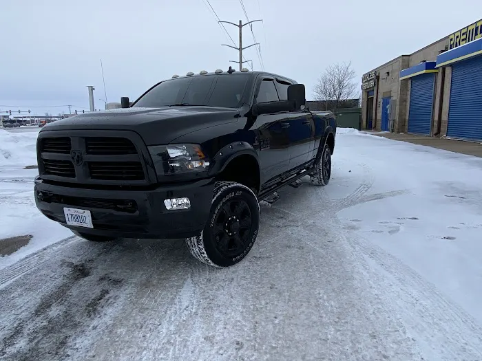 Premier Car Wash Picture 10