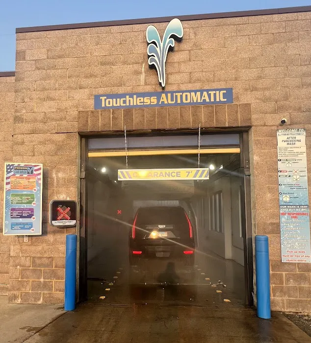 Premier Car Wash Picture 9