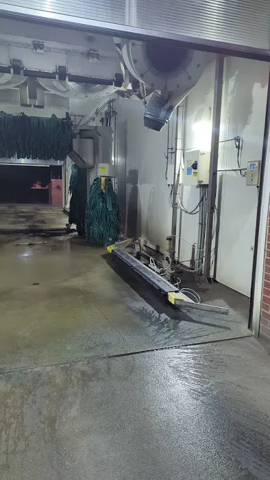 Moby's Auto Spa Picture 3