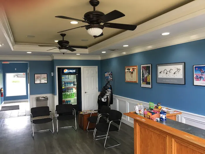 Sparkle Brite Car Wash “Full Service and Express Drive Thru” Picture 10