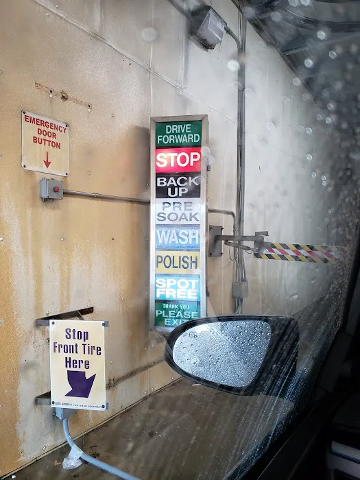 Crystal Blue Car Wash East Picture 1