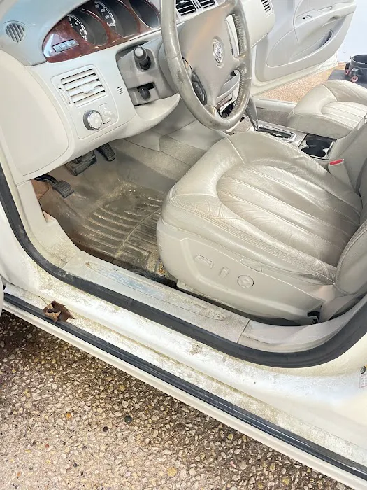 The Bubble Car Wash Picture 9