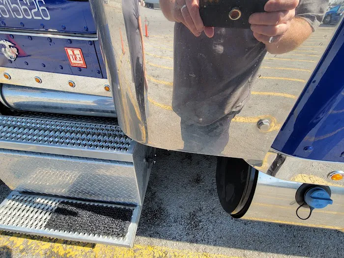 Blue Beacon Truck Wash of Monee, IL Picture 7