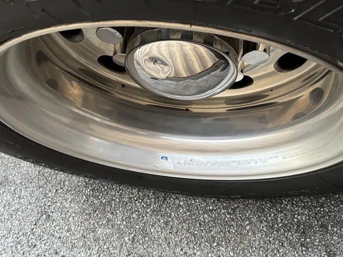 Blue Beacon Truck Wash of Monee, IL Picture 10