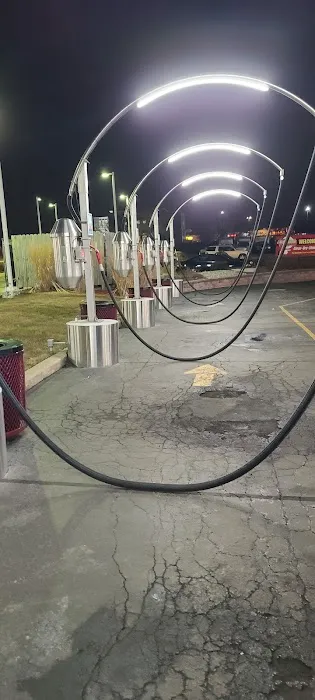 Classic Express Car Wash Picture 4