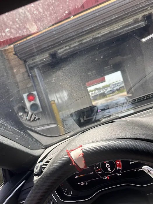 Tower Car Wash of Tinley Park Picture 5