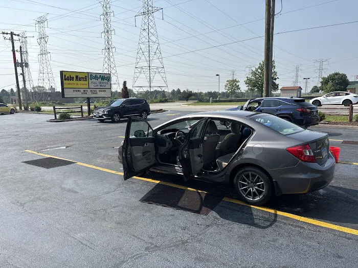 Softway Car Wash Picture 3