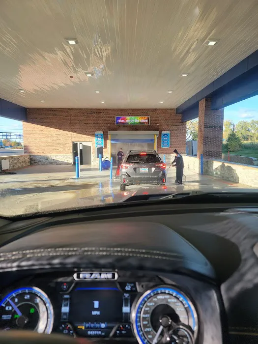 Delta Sonic Car Wash & Oil Change Picture 6