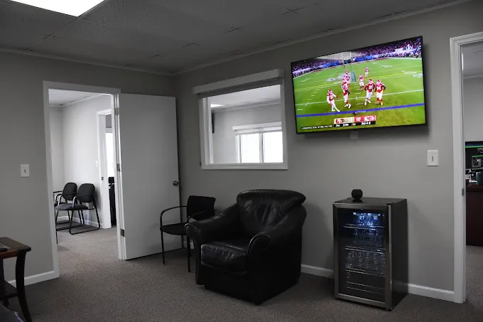 Bori’s Detail Center Picture 3