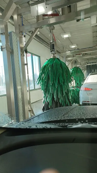 Jet Brite Car Wash Picture 2