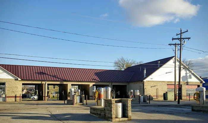 Shine Time Carwash Picture 6