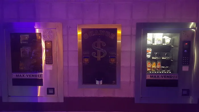 Shine Time Carwash Picture 7