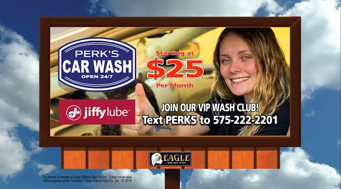 Perk's 24/7 Car Wash Picture 3