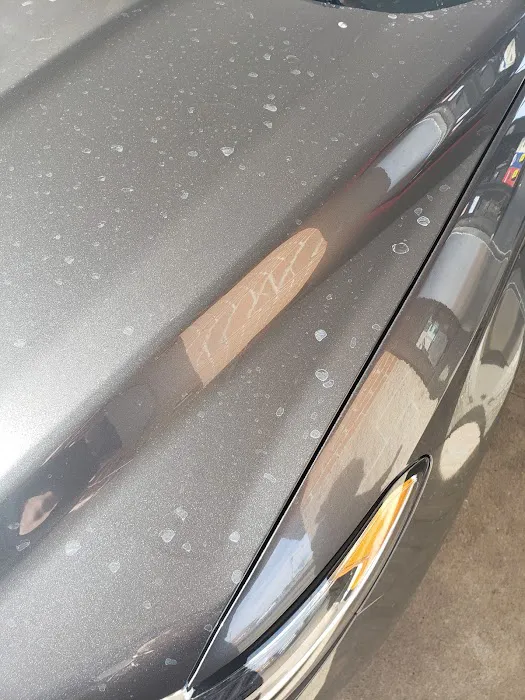 Perk's 24/7 Car Wash Picture 9