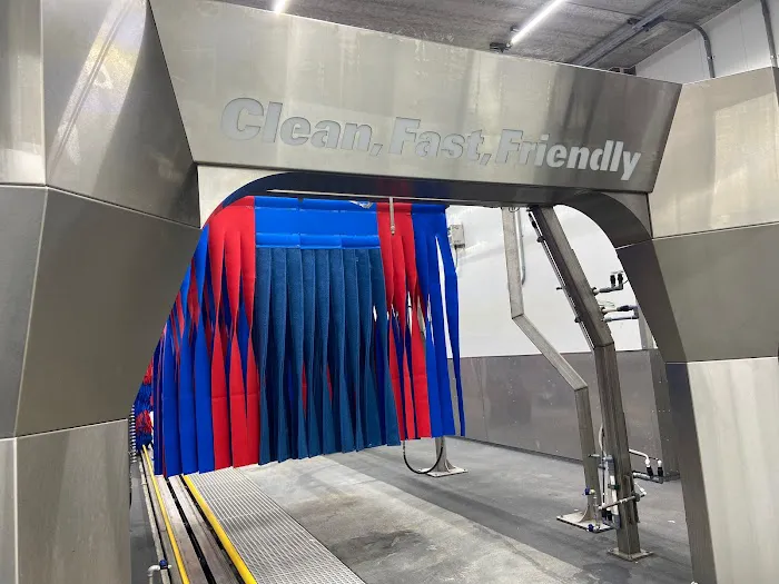 Crew Carwash Picture 7