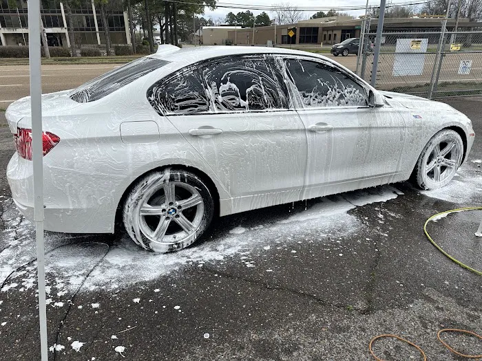 Rapid Hand Car Wash Picture 2