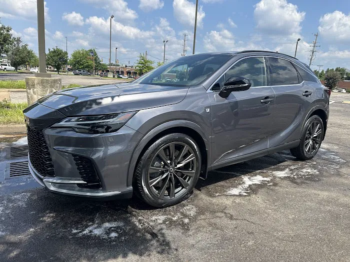 Rapid Hand Car Wash Picture 4