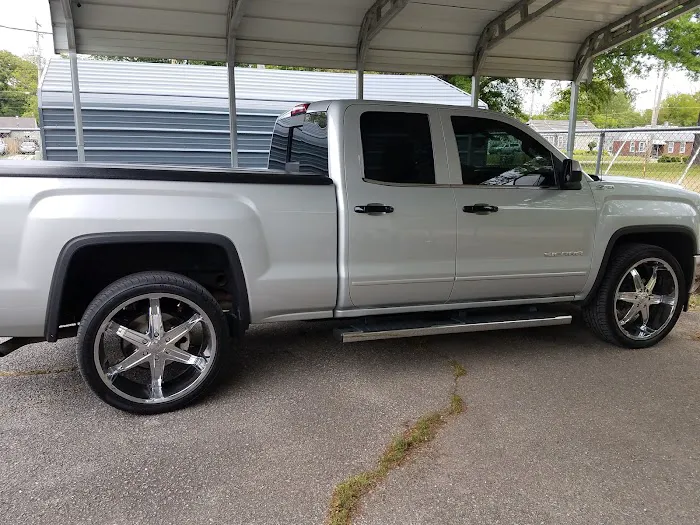 Sparkling Image Car Wash Picture 2