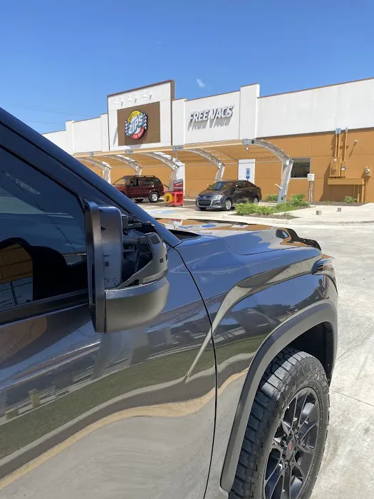 Zips Car Wash Picture 2