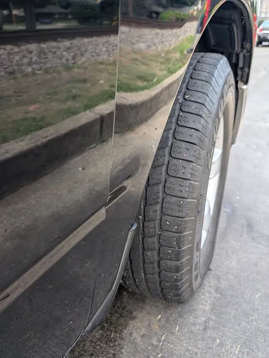 Zips Car Wash Picture 1