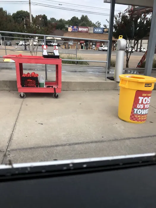 Zips Car Wash Picture 7