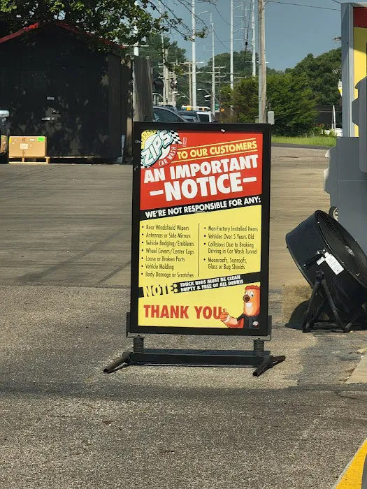 Zips Car Wash Picture 10