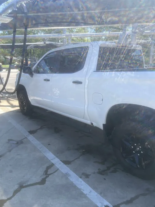 Club Car Wash Picture 2