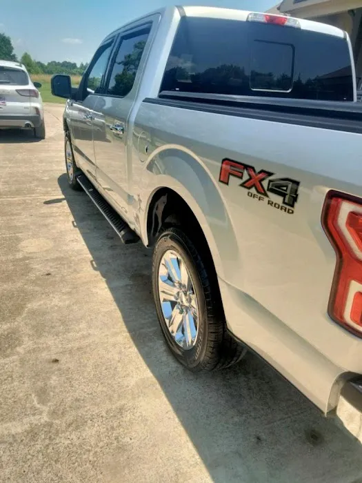 Nine Lions Mobile Car and Truck Wash Picture 1