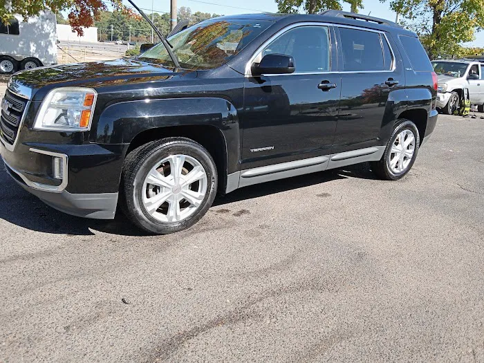 Mr.PerfectO Detailed Car Wash Picture 7