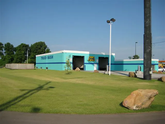 Blue Beacon Truck Wash of Memphis South, TN Picture 10