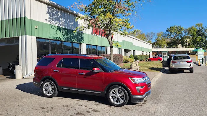 Brentwood Auto Wash Picture 2