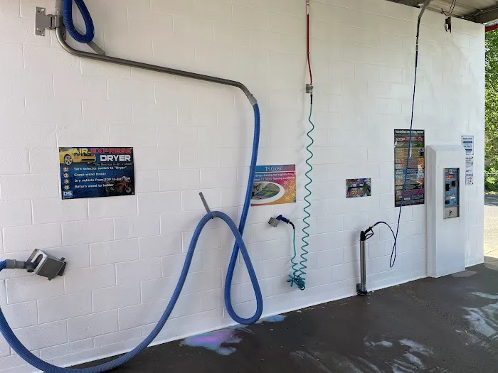 ChapelHillCarWash Picture 2