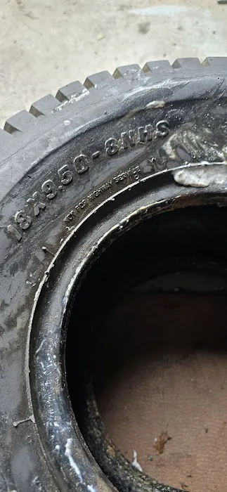 Fairview Car Wash & Tire Picture 7