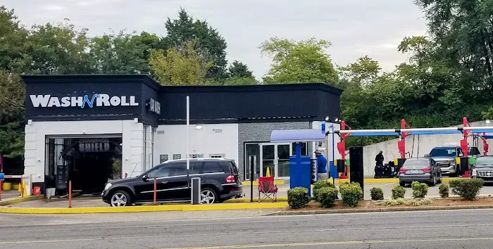 Wash N' Roll Car Wash - Nashville, TN (8th Ave) Picture 9
