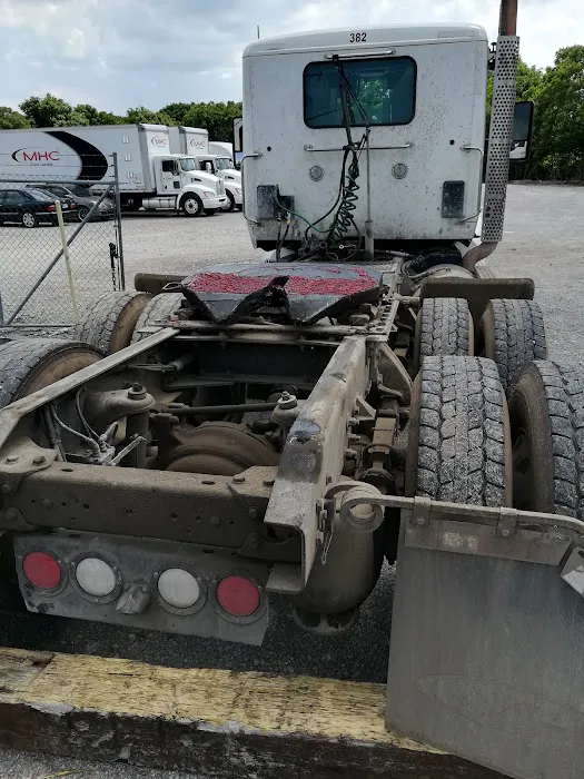 L & M Detailing Picture 2