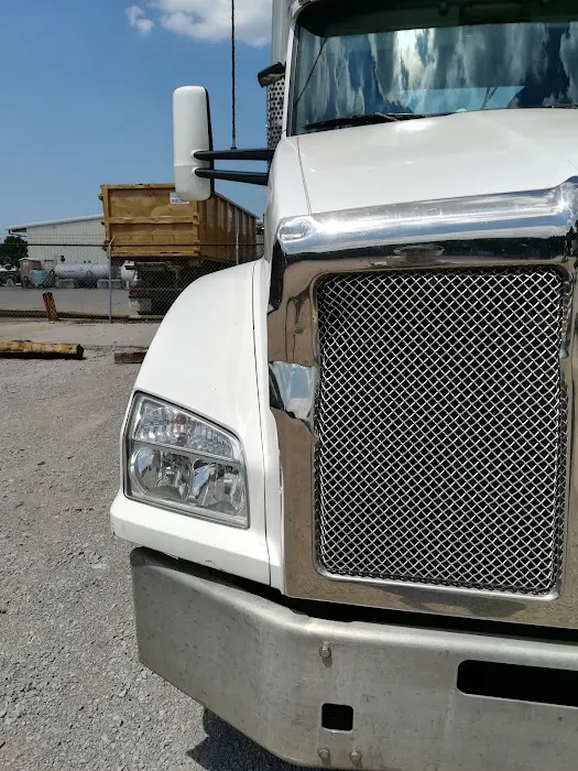 L & M Detailing Picture 5