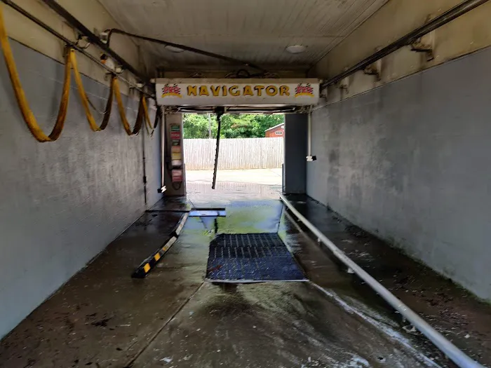 Splash N Go Carwash Picture 1