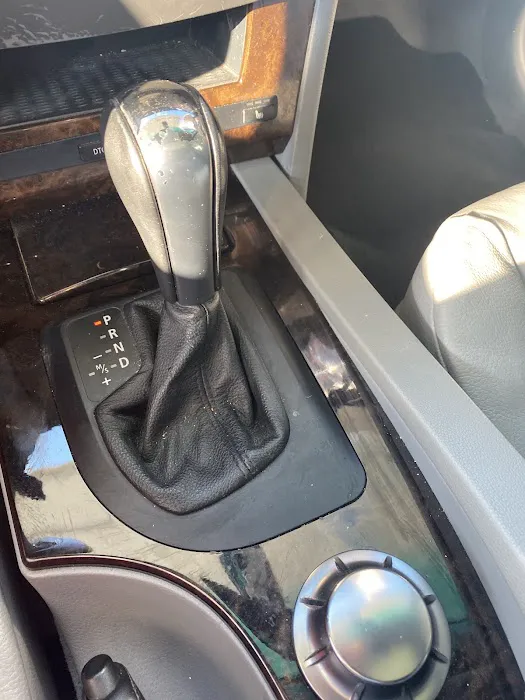 Pop's Car Wash Picture 2