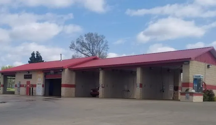 Water Magic Carwash Picture 4