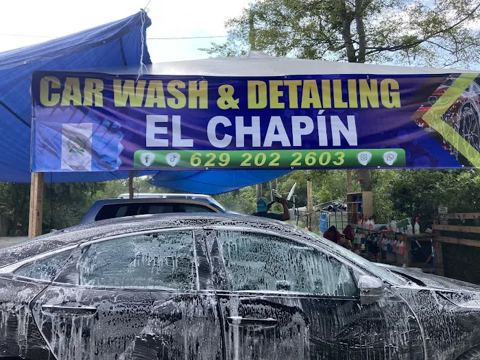 Car wash and detailing EL CHAPÍN Picture 3