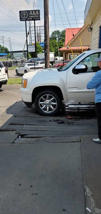 Smith Bros. Car Wash Picture 2