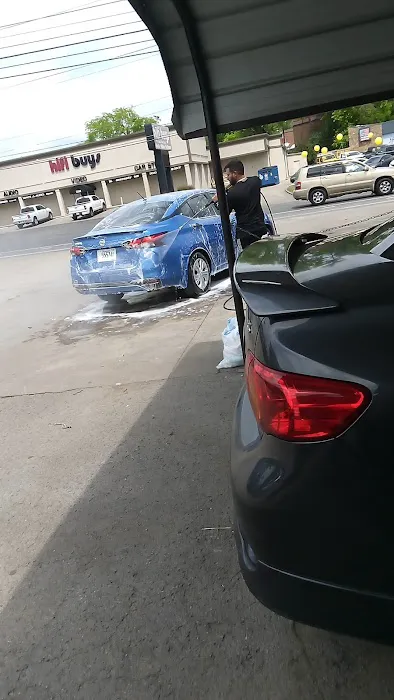 Smith Bros. Car Wash Picture 5